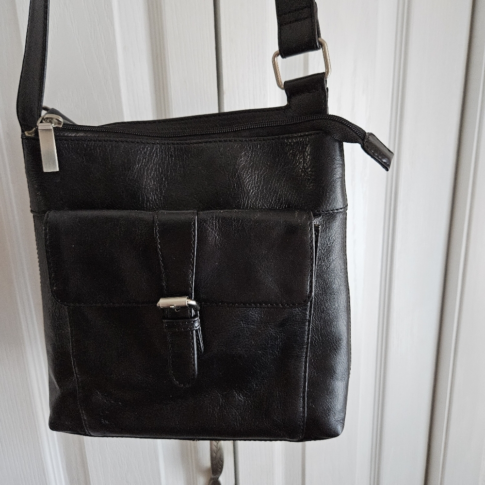 Clarks Black Leather Crossbody Bag